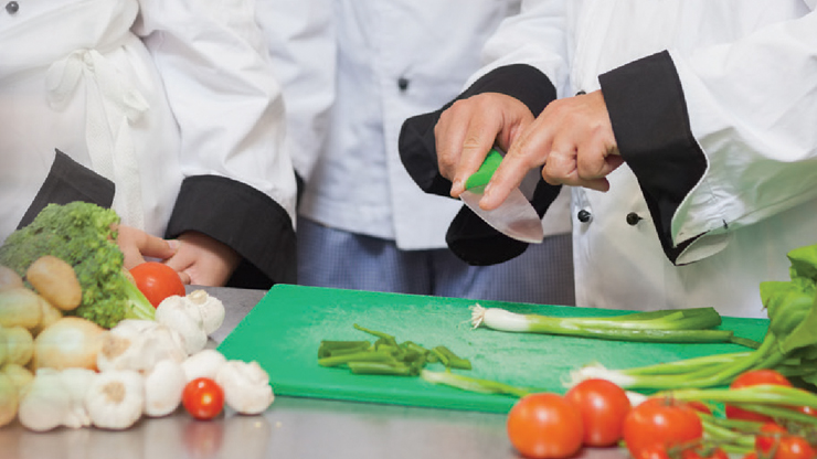 La docencia y los ambientes de aprendizaje en las aulas de gastronomía. Año 2. Número 4