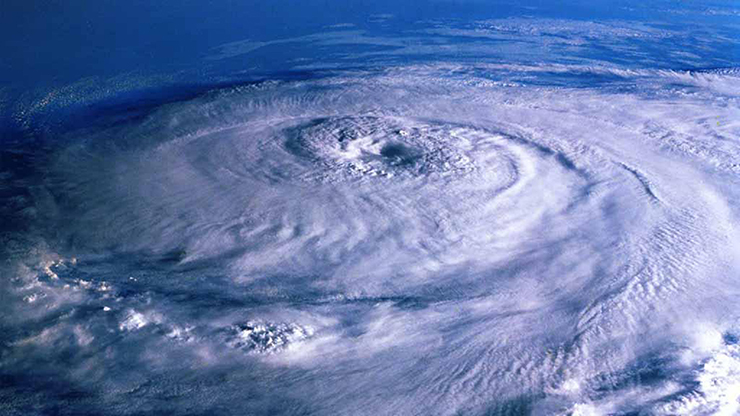 ¿Quién le pone nombre a los huracanes?